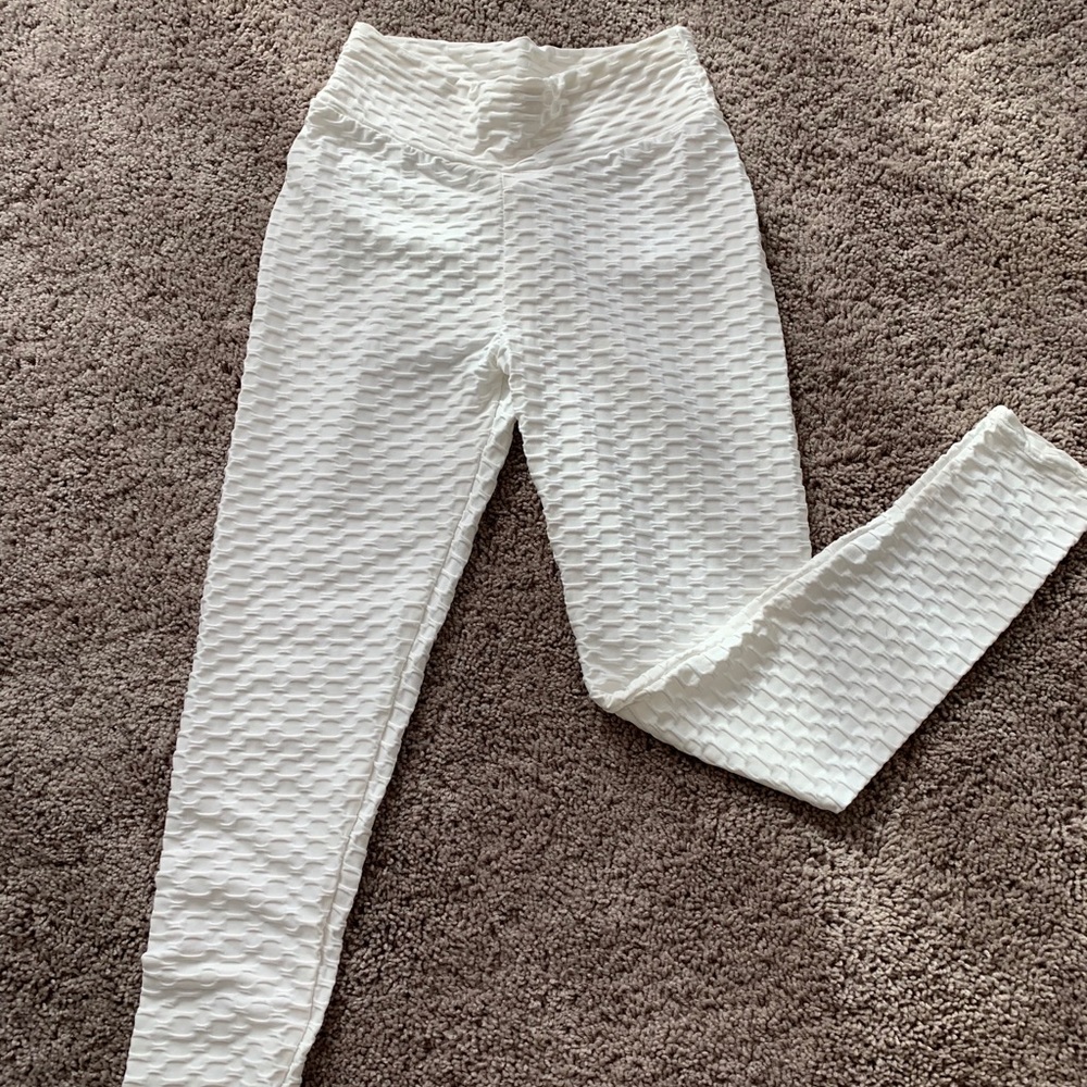 Textured Scrunch Legging!